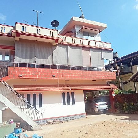 Eshwarkrupa Homestay Madikeri Kültér fotó