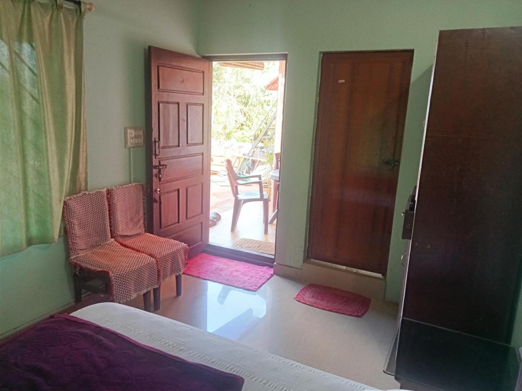 Eshwarkrupa Homestay Madikeri Kültér fotó